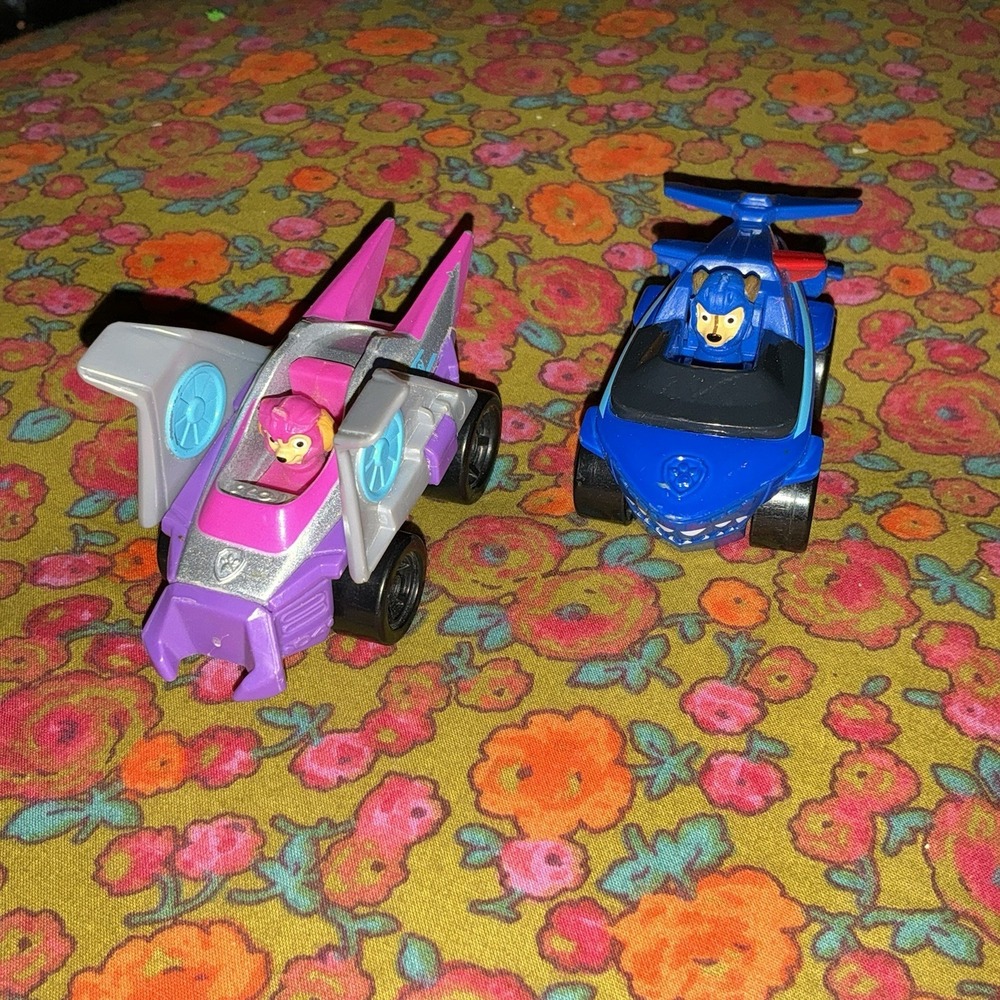 Paw Patrol Mighty Pups True Metal Diecast Cars Skye Chase - Picture 2 of 3